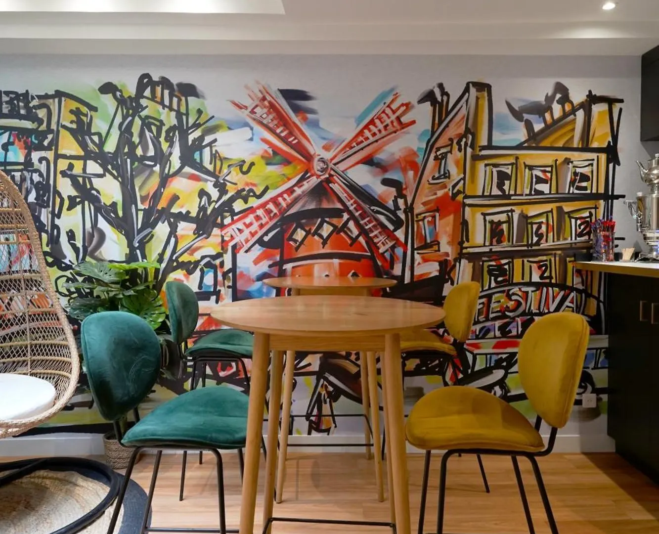 Hotel Le Montmartre Saint Pierre Paris