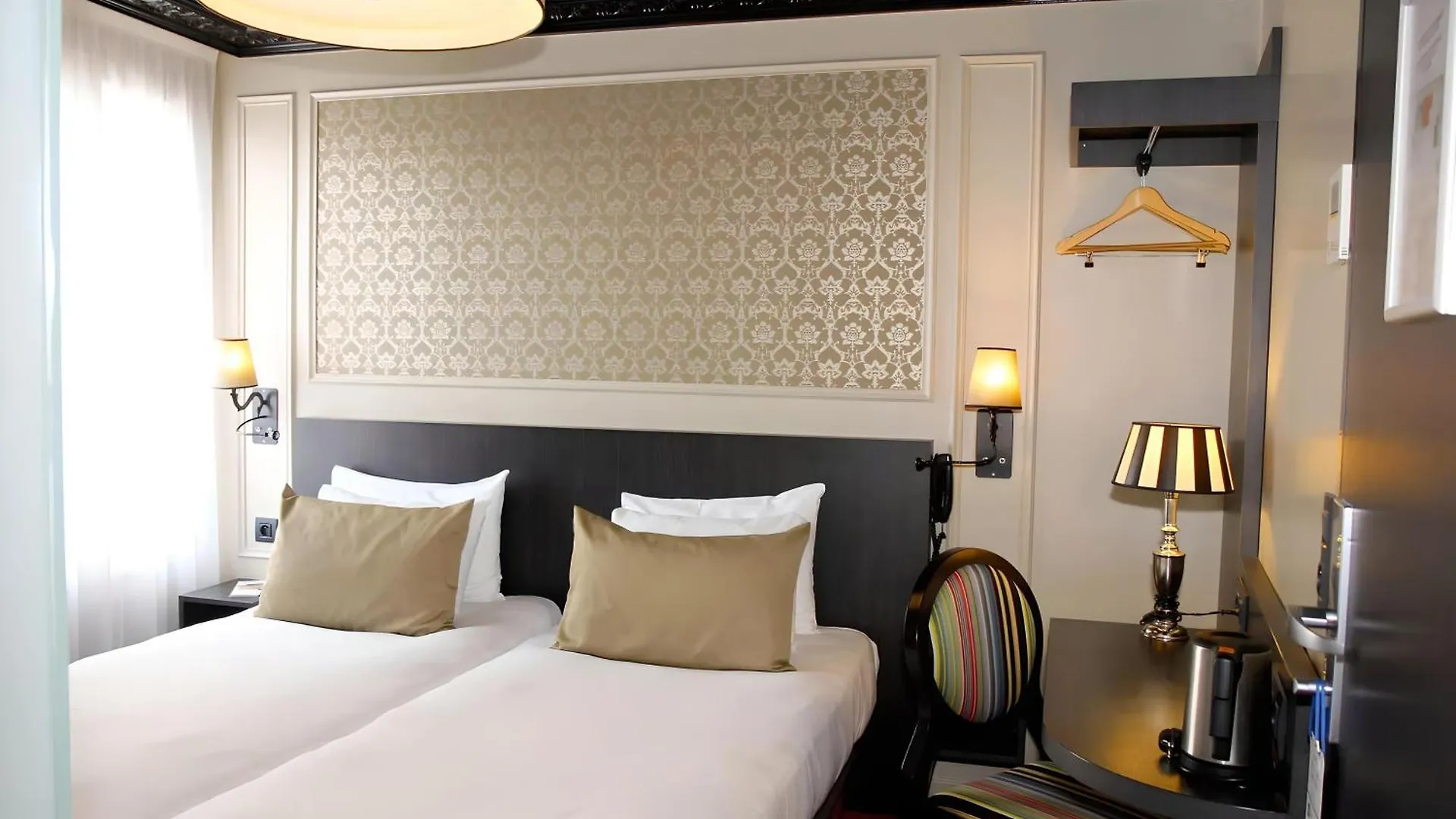 Hotel Le Montmartre Saint Pierre Paris Frankreich