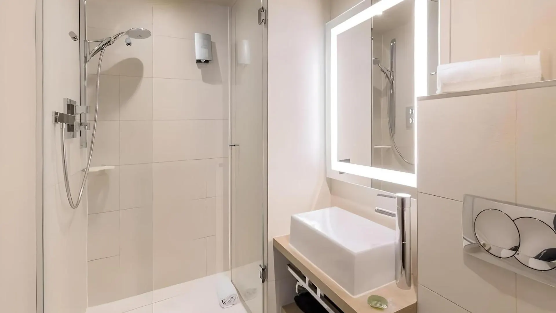 Hotel Le Montmartre Saint Pierre Paris