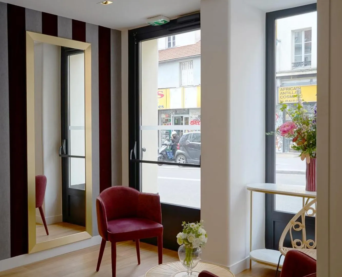 ***  Hotel Le Montmartre Saint Pierre Paris Frankrig