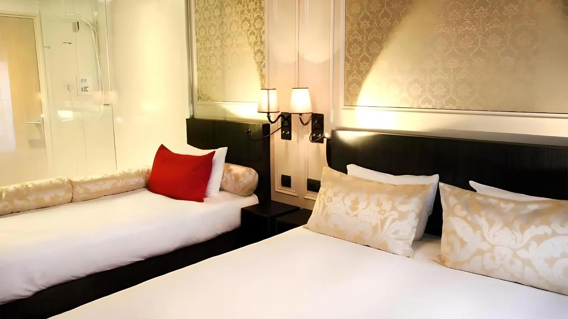 Hotel Le Montmartre Saint Pierre Paris